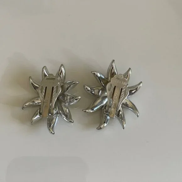 Vintage Sarah Coventry Sunburst Rhinestone Crystal Silver Tone Clip On Earrings - Picture 3 of 5